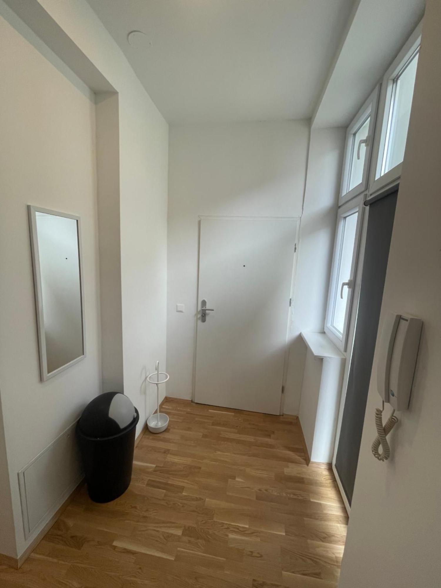 New Apartment With Balcony 11 Viena Exterior foto
